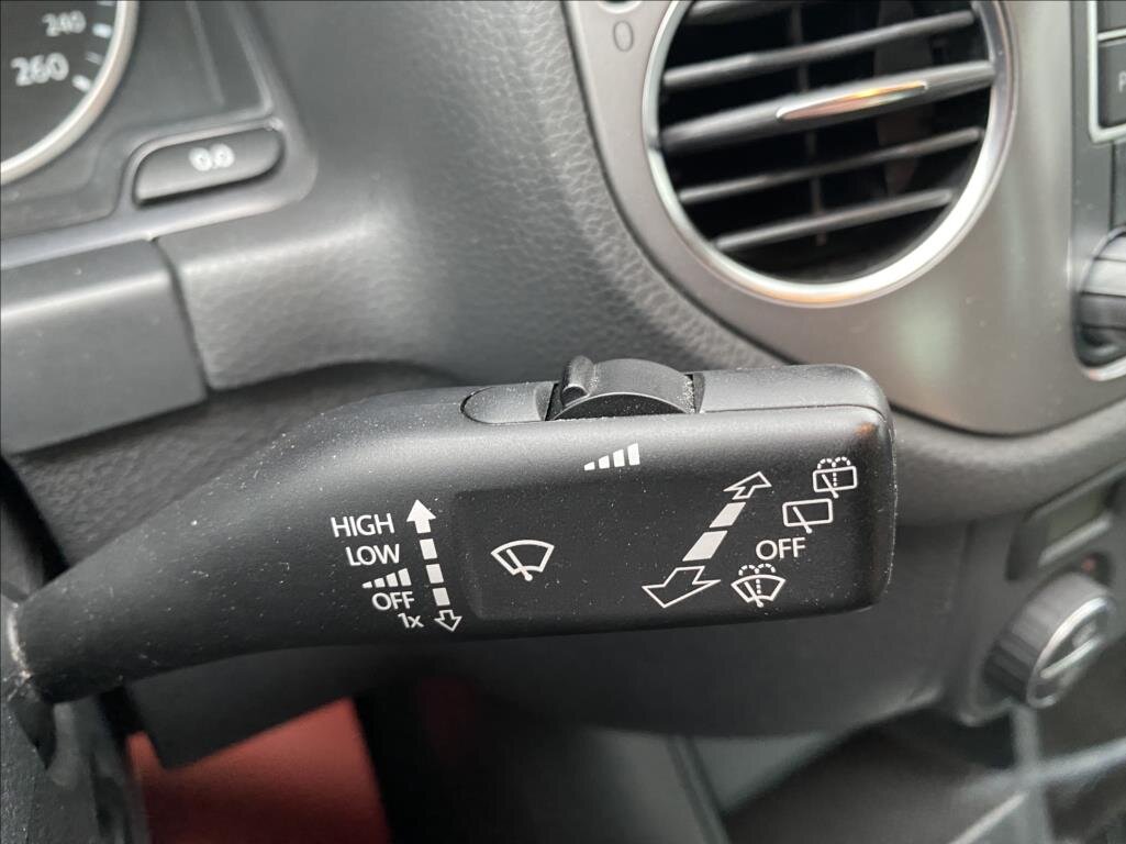 Volkswagen Tiguan SUV 2,0 l 103 kw