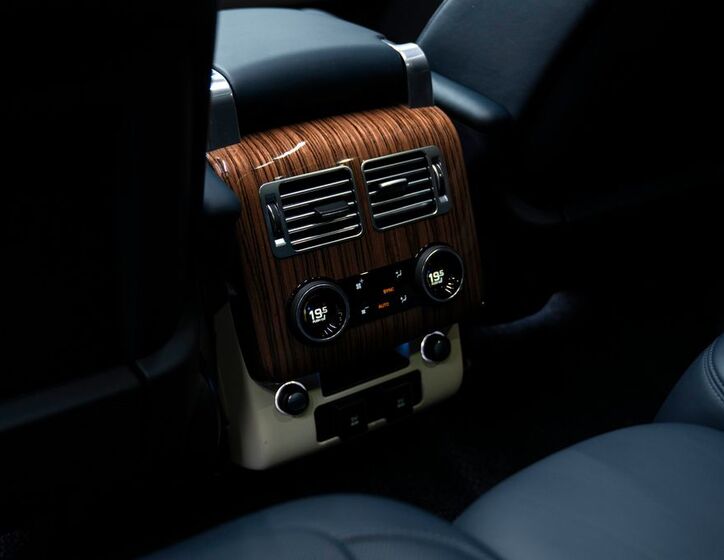 Land Rover Range Rover 30