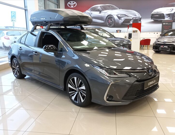 Toyota Corolla Sedan / Limuzína 1,8 l 72 kw