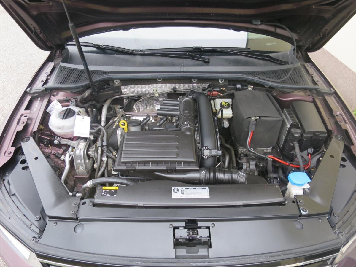 Volkswagen Passat Kombi 1,4 l 92 kw