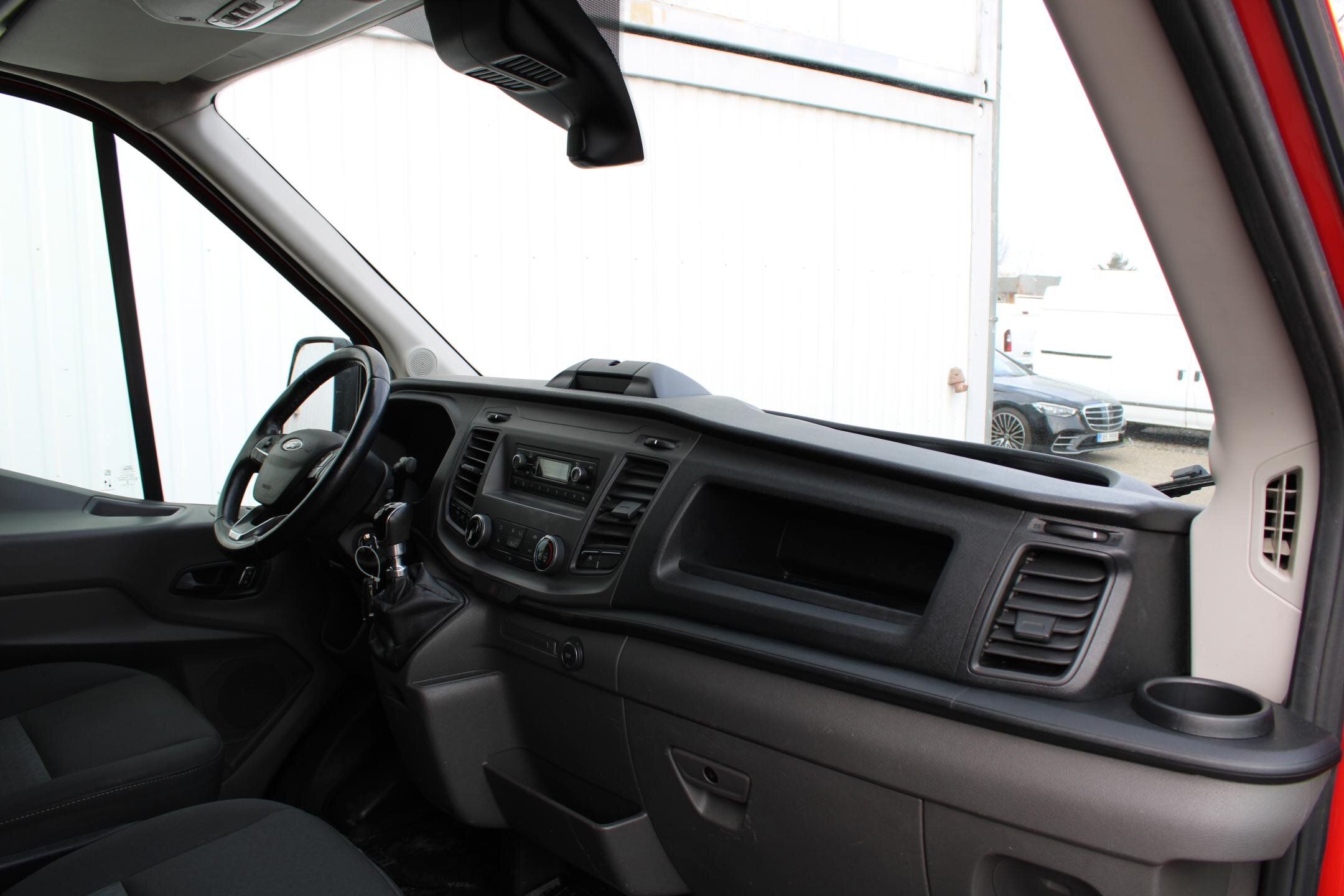 Ford Transit Užitková 2,0 l 96 kw