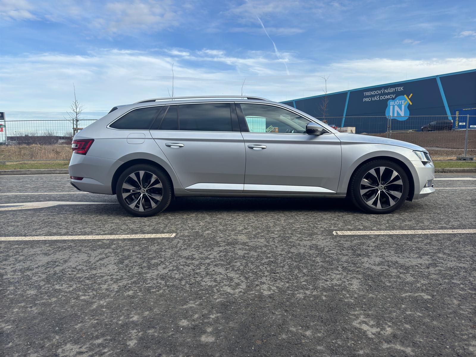 Škoda Superb