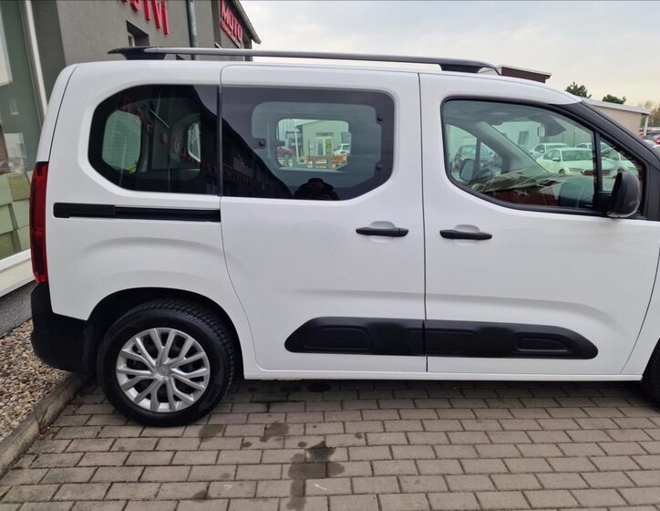 Citroën Berlingo MPV 1,2 l 81 kw