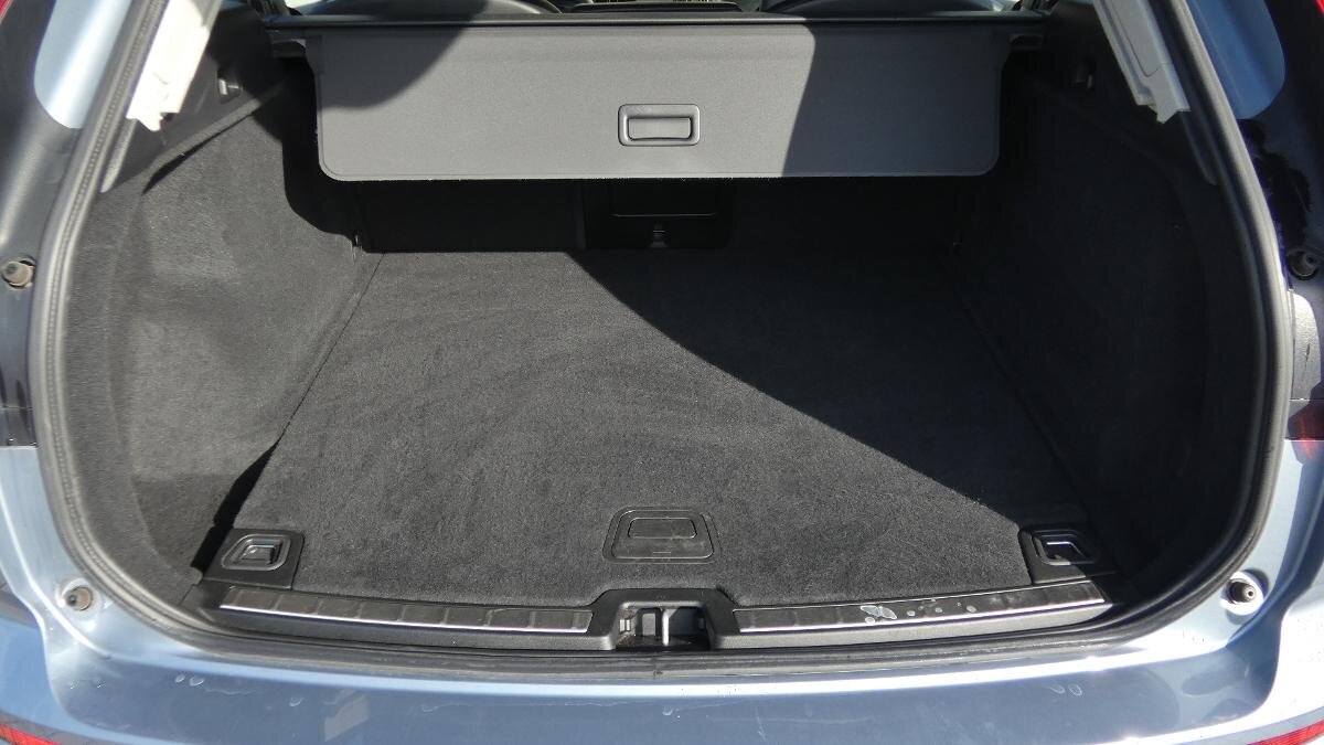 Volvo XC60 SUV / Terénní 2,0 l 140 kw