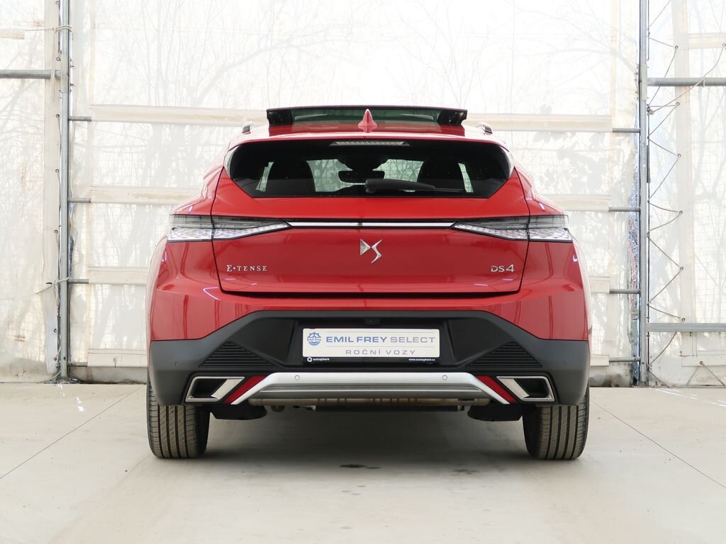 DS Automobiles DS4 Hatchback 1,6 l 132 kw