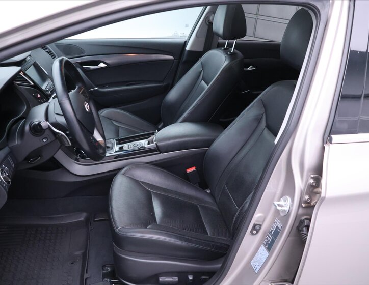 Hyundai i40 Kombi 1,7 l 104 kw