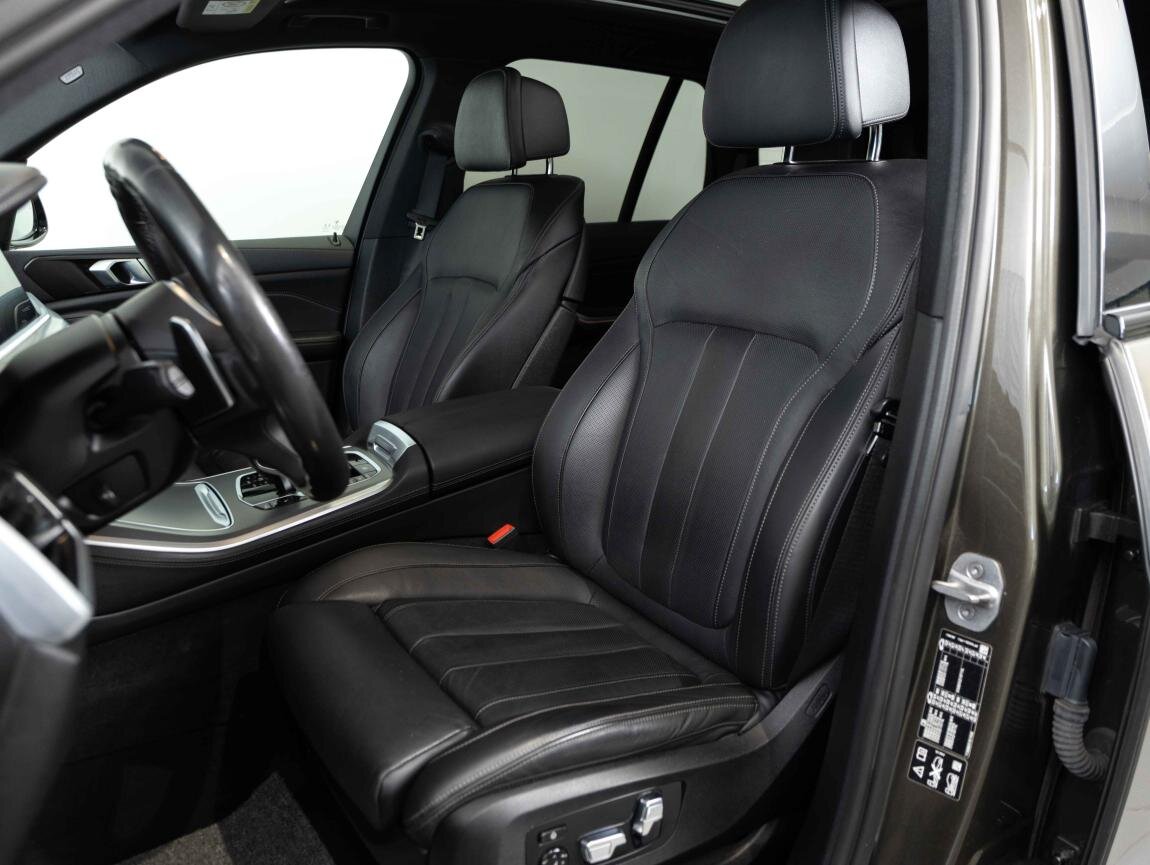 BMW X5 SUV / Terénní 3,0 l 210 kw