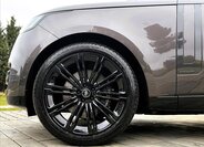 Land Rover Range Rover SUV 4,4 l 390 kw
