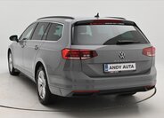 Volkswagen Passat Kombi 2,0 l 110 kw
