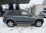Suzuki Grand Vitara SUV 2,0 l 103 kw