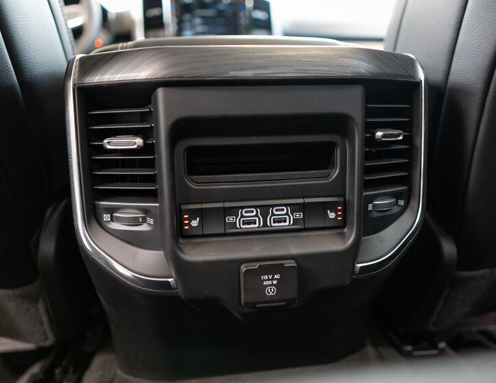 Dodge RAM Pick-up 5,7 l 291 kw