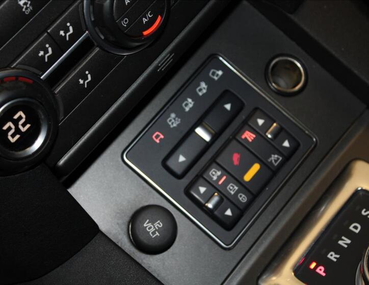 Land Rover Discovery 44