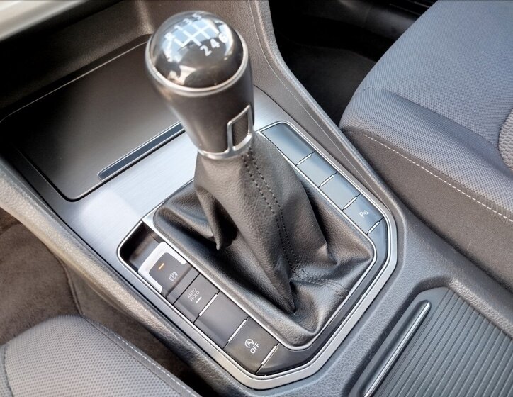 Volkswagen Golf Sportsvan MPV 2,0 l 110 kw