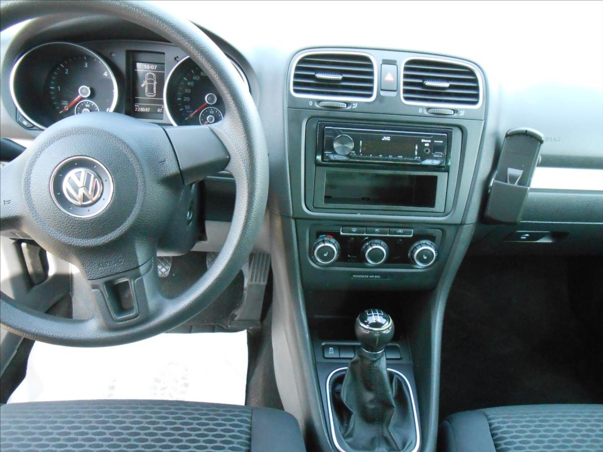 Volkswagen Golf Hatchback 1,6 l 77 kw