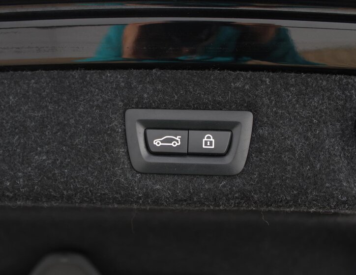 BMW Řada 5 Sedan / Limuzína 3,0 l 250 kw
