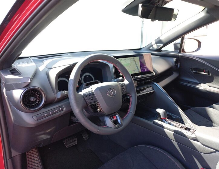 Toyota C-HR CUV 2,0 l 112 kw