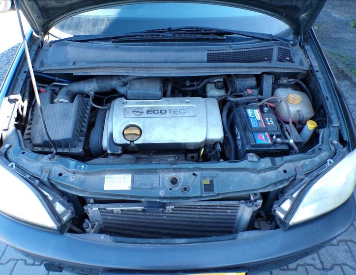 Opel Zafira MPV 1,6 l 74 kw