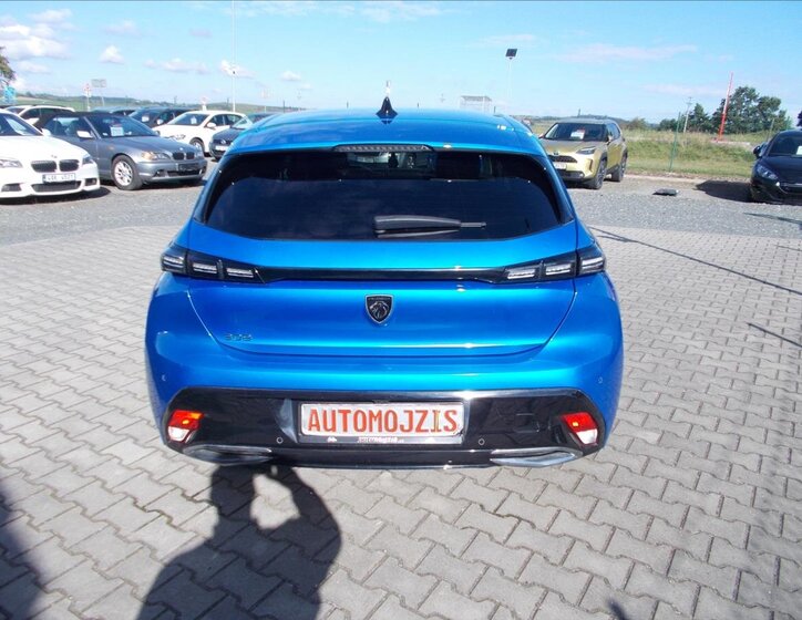 Peugeot 308 Hatchback 1,5 l 96 kw
