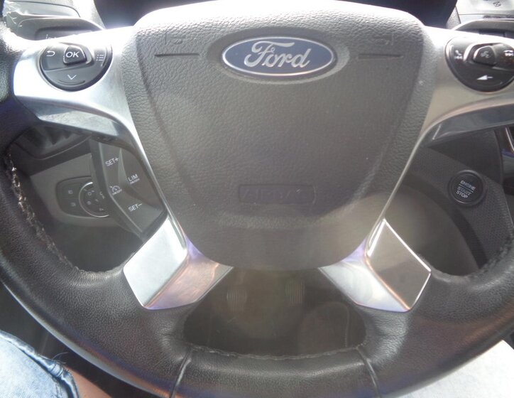Ford Transit Connect Pick-up 1,5 l 88 kw