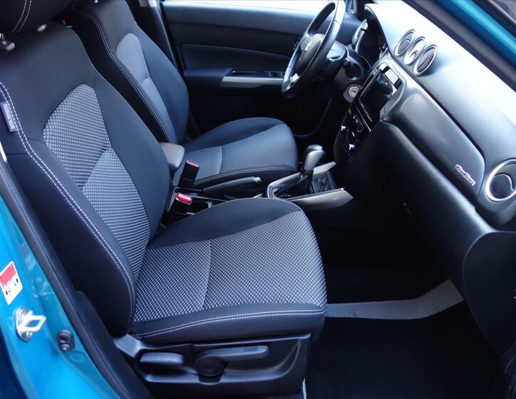 Suzuki Vitara SUV 1,4 l 103 kw