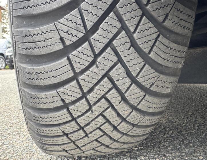 Volkswagen Passat 23