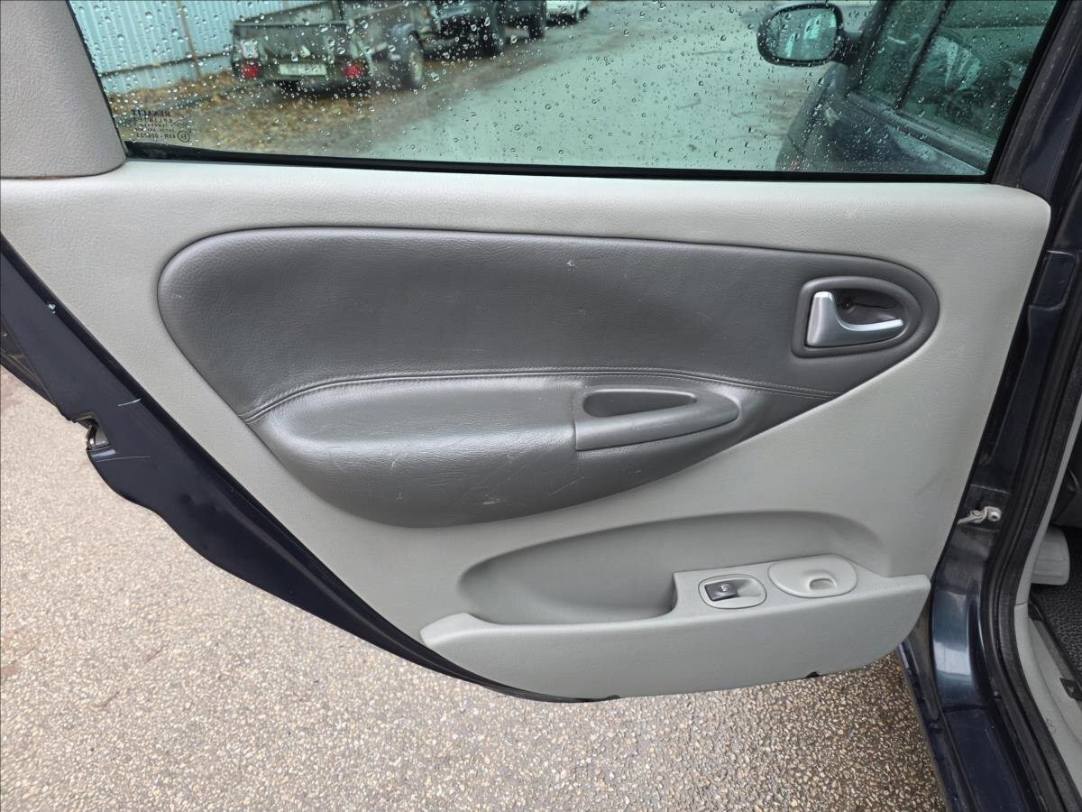 Renault Scénic Kombi 1,6 l 79 kw