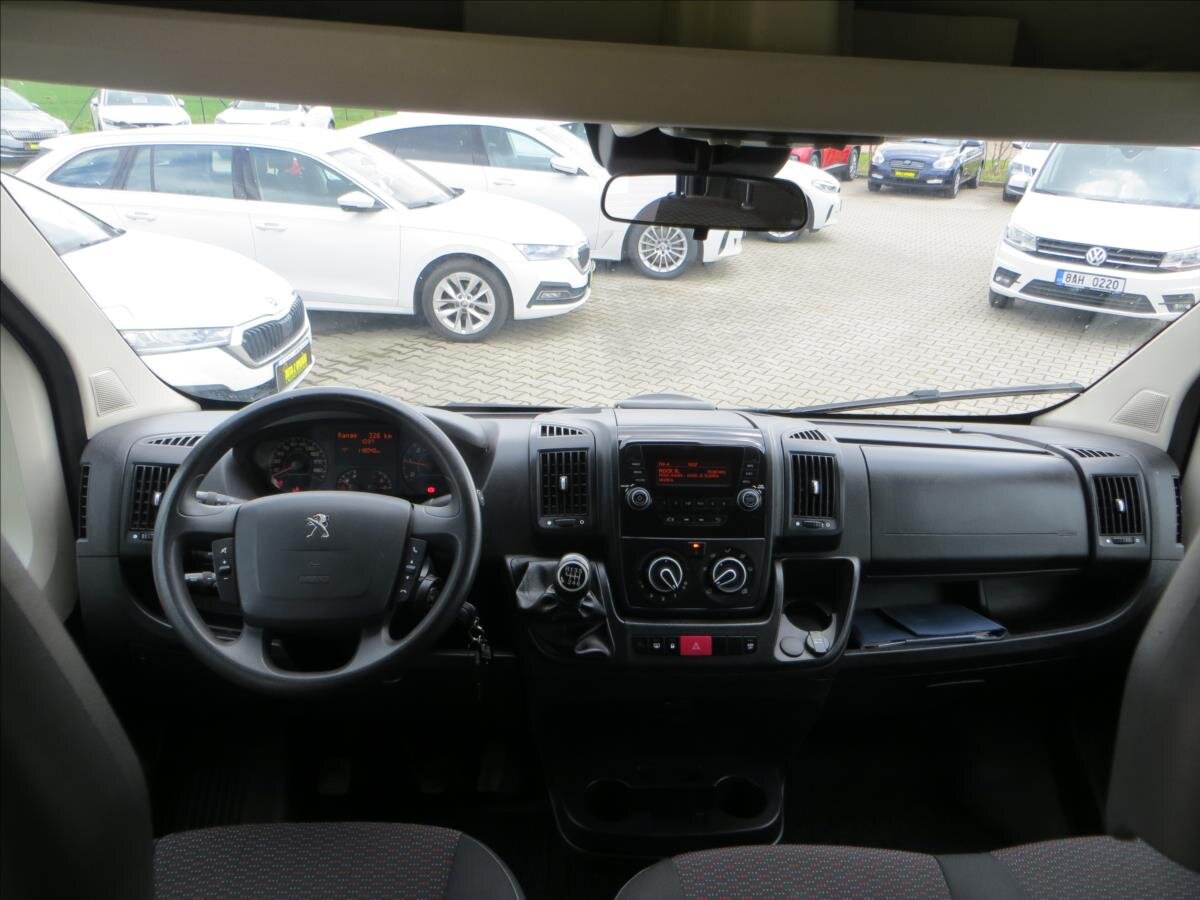 Peugeot Boxer Valník 2,2 l 103 kw