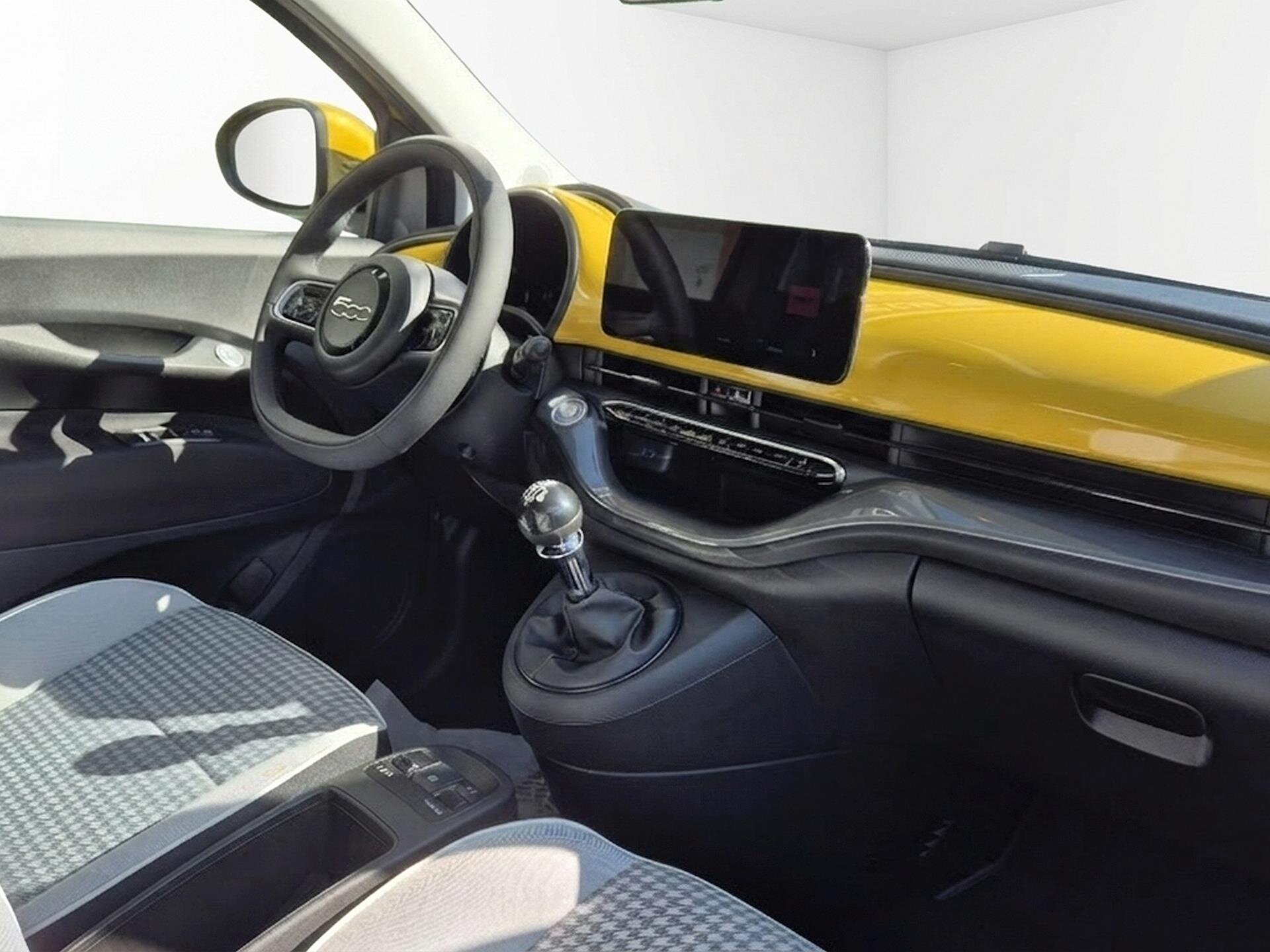 Fiat 500 Hatchback 999,0 48 kw