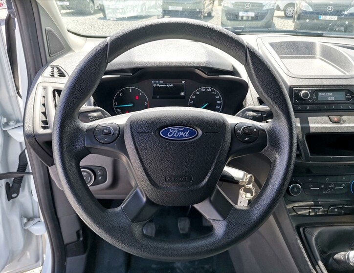 Ford Transit Connect 11