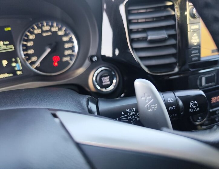 Mitsubishi Outlander SUV / Terénní 2,3 l 110 kw