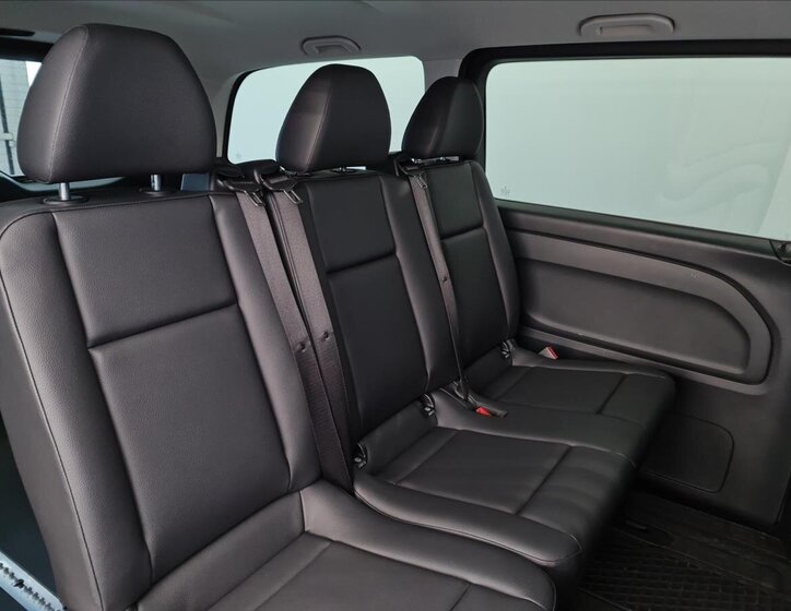 Mercedes-Benz Vito MPV 2,0 l 174 kw