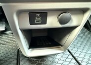 Ford Tourneo Custom 38