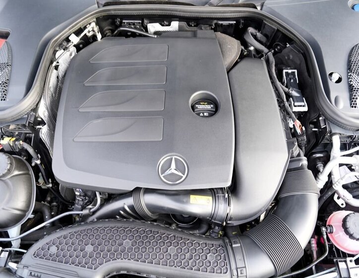 Mercedes-Benz Třídy E Sedan 2,0 l 145 kw