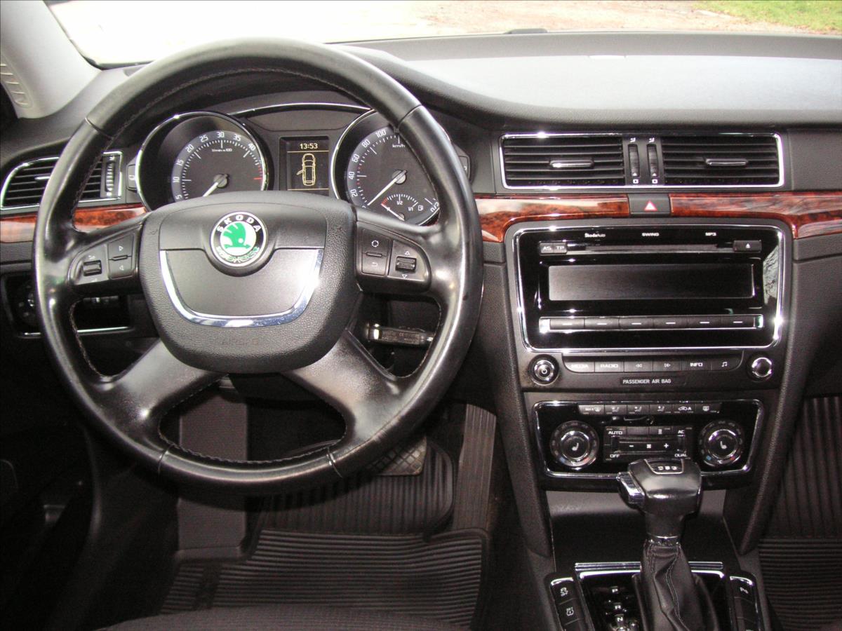 Škoda Superb Kombi 2,0 l 103 kw