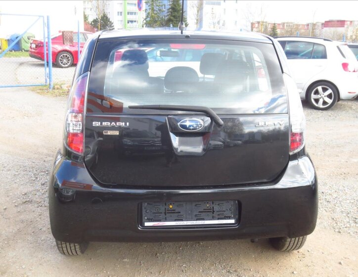 Subaru Justy Hatchback 998,0 51 kw