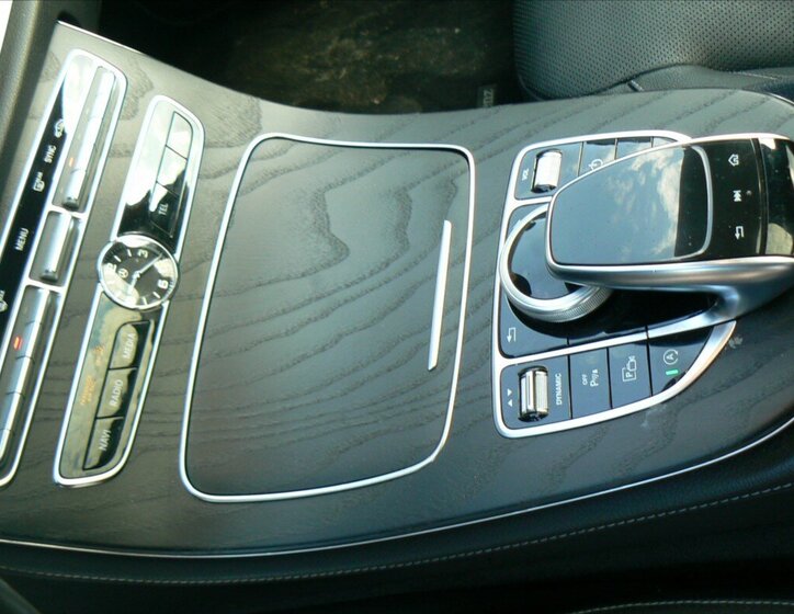 Mercedes-Benz Třídy E Kombi 2,0 l 143 kw