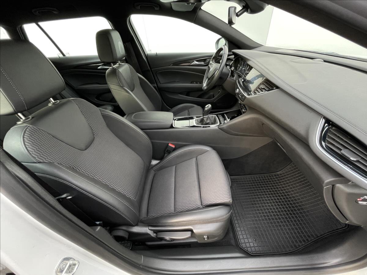 Opel Insignia Kombi 1,5 l 90 kw