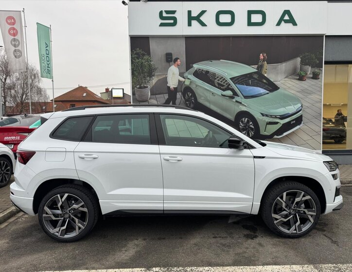 Škoda Karoq SUV 1,5 l 110 kw