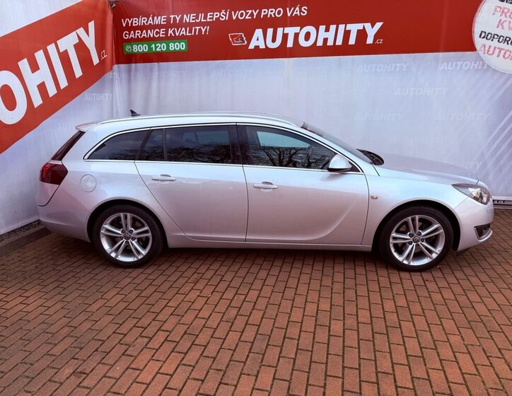 Opel Insignia 5