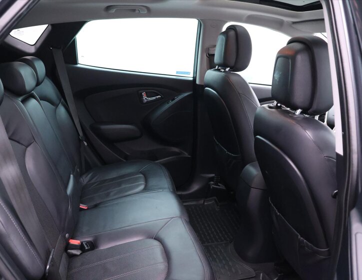 Hyundai ix35 SUV 2,0 l 120 kw