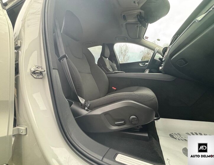 Volvo XC60 SUV 2,0 l 145 kw