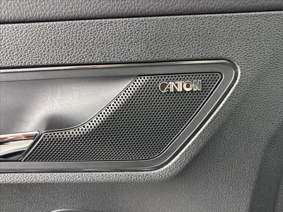 Škoda Karoq SUV / Terénní 1,5 l 110 kw