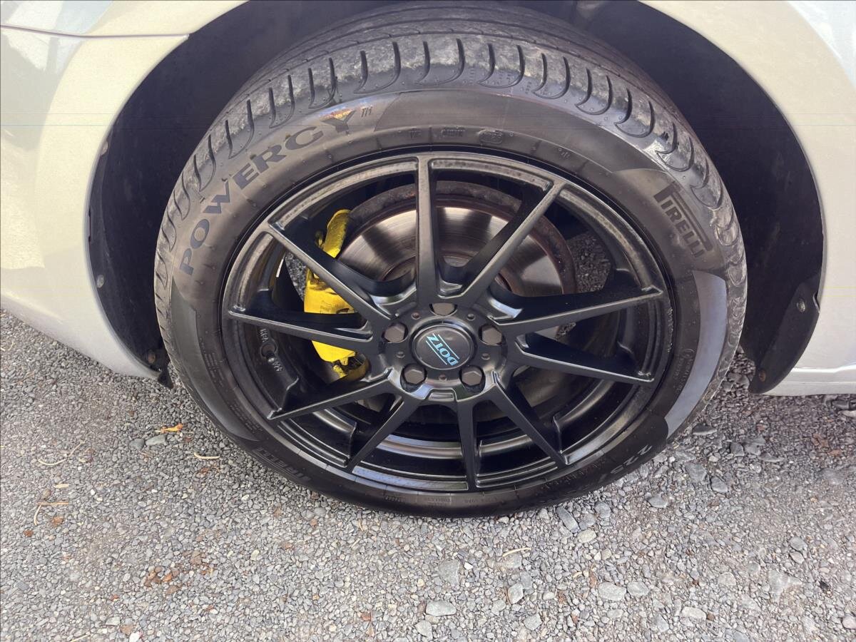 Škoda Octavia Kombi 1,6 l 77 kw