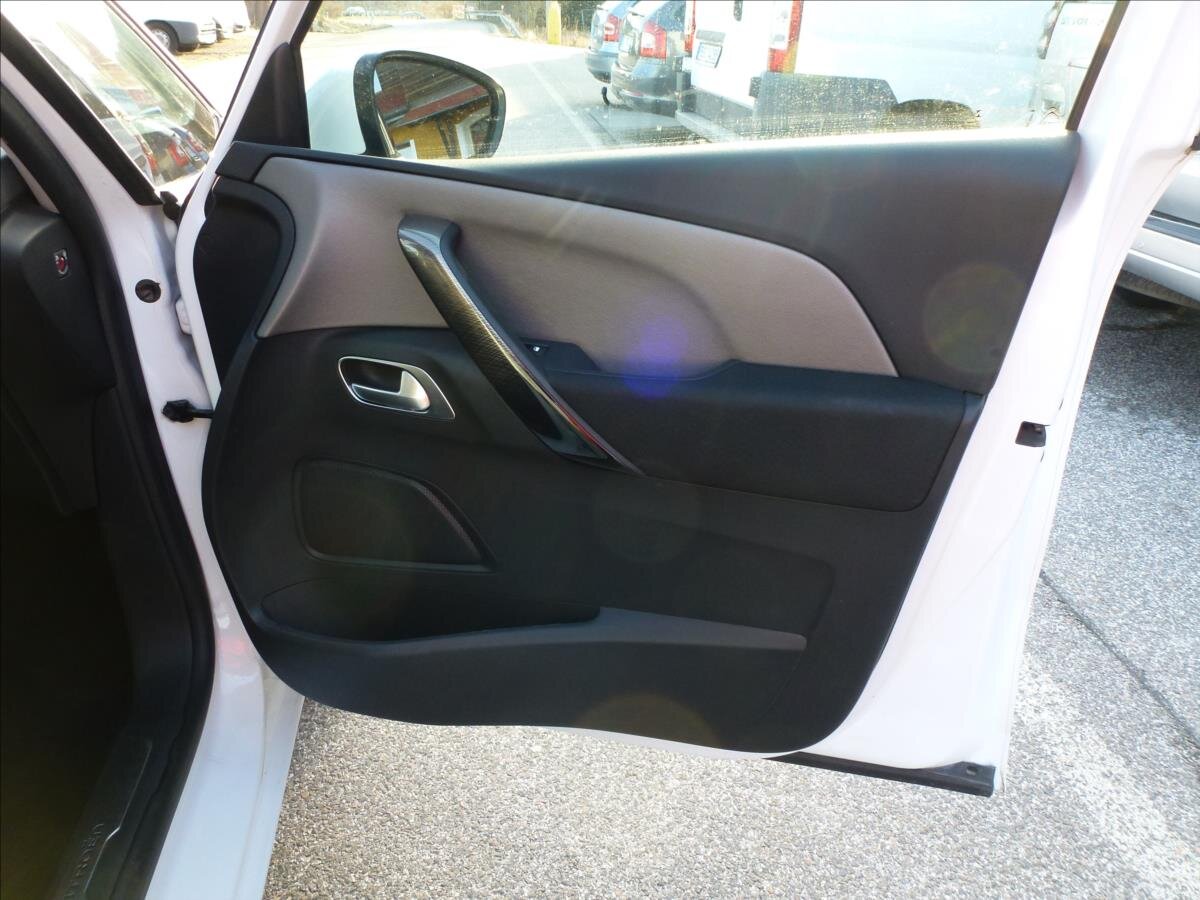 Citroën Grand C4 Picasso Kombi 2,0 l 110 kw