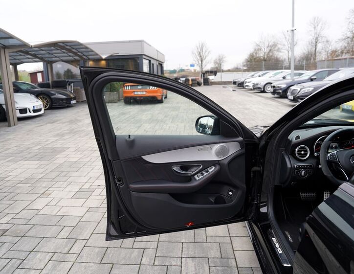 Mercedes-Benz Třídy C 18