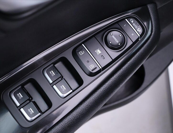 KIA Optima Kombi 2,0 l 175 kw