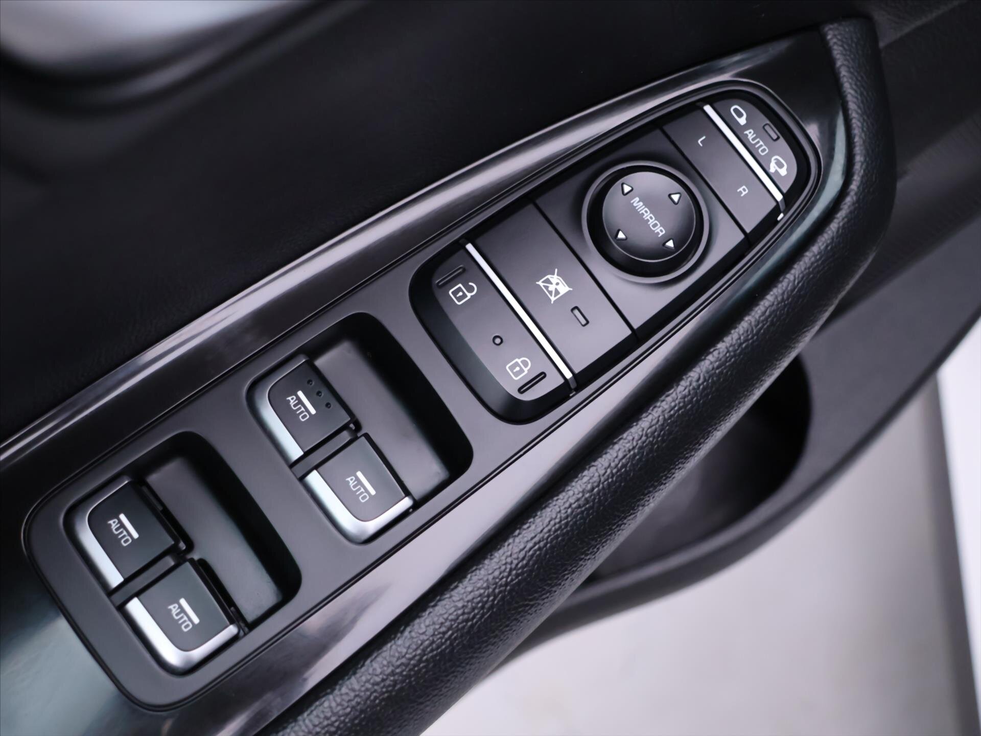 KIA Optima Kombi 2,0 l 175 kw