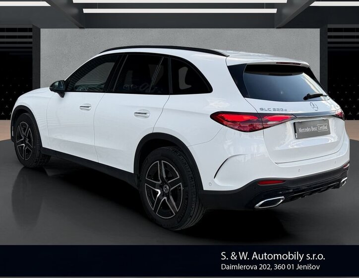 Mercedes-Benz GLC SUV / Terénní 2,0 l 145 kw
