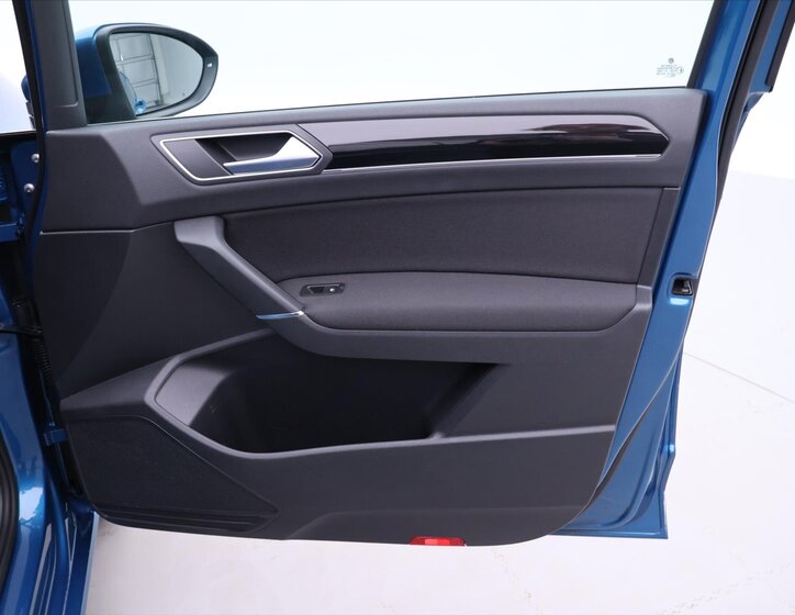 Volkswagen Touran 14