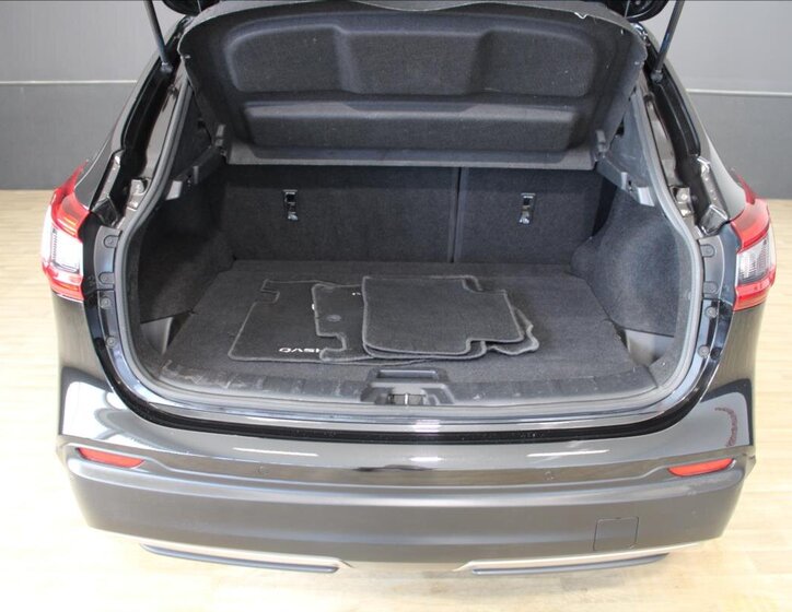 Nissan Qashqai SUV / Terénní 1,6 l 96 kw